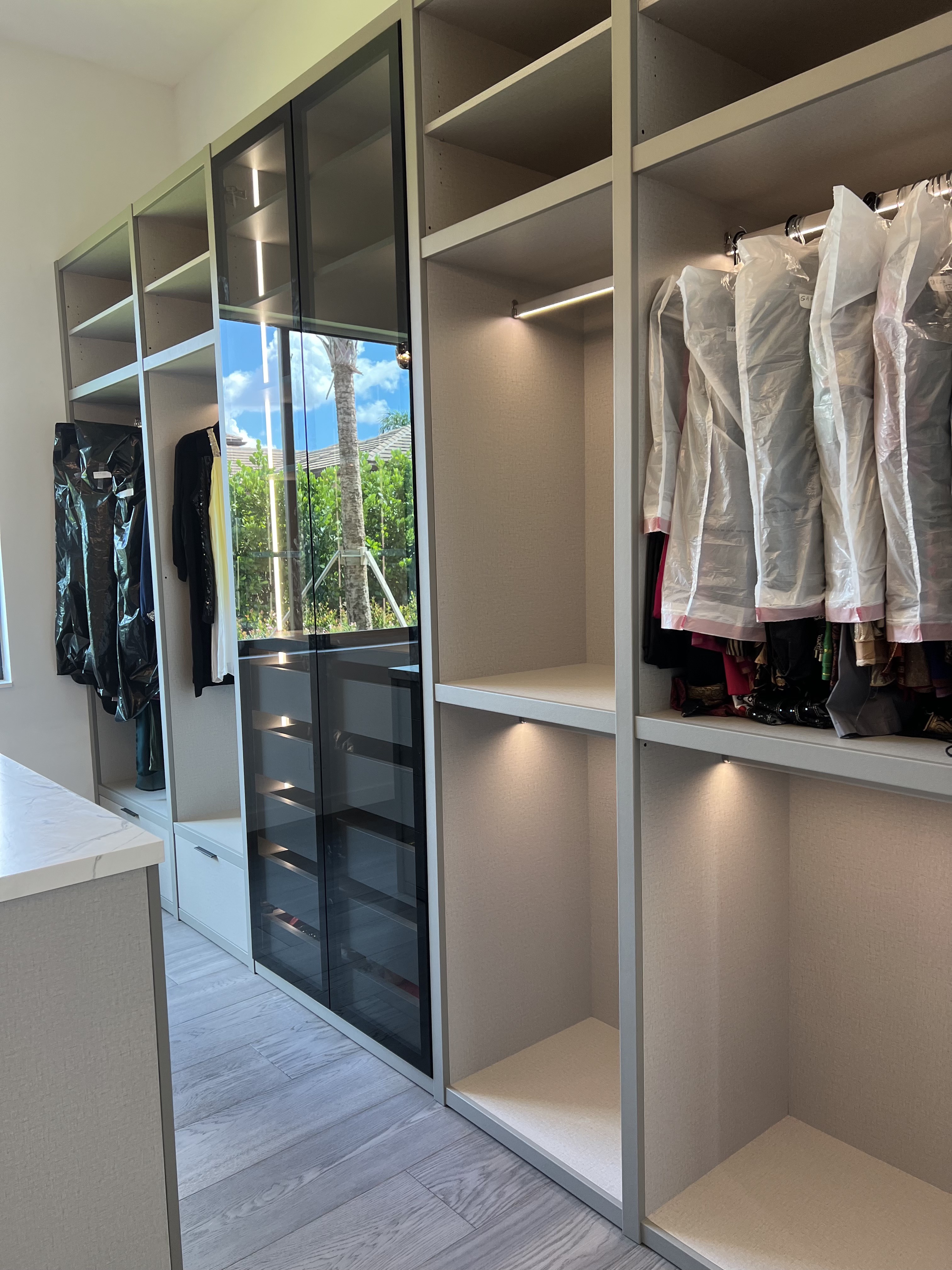 Khan Closets